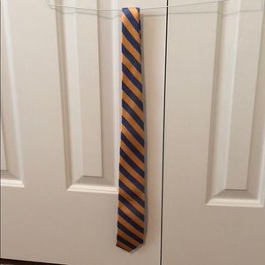 Collared Greens boys tie